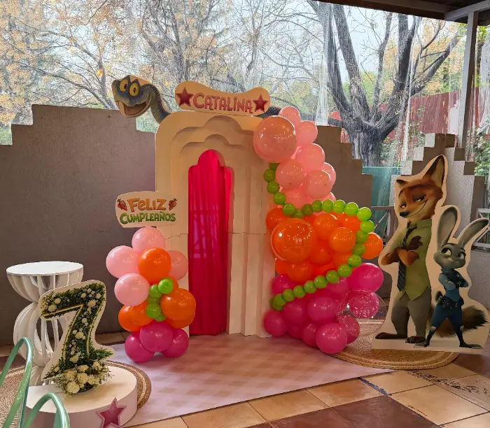 Cumpleaños temática Zootopia con globos